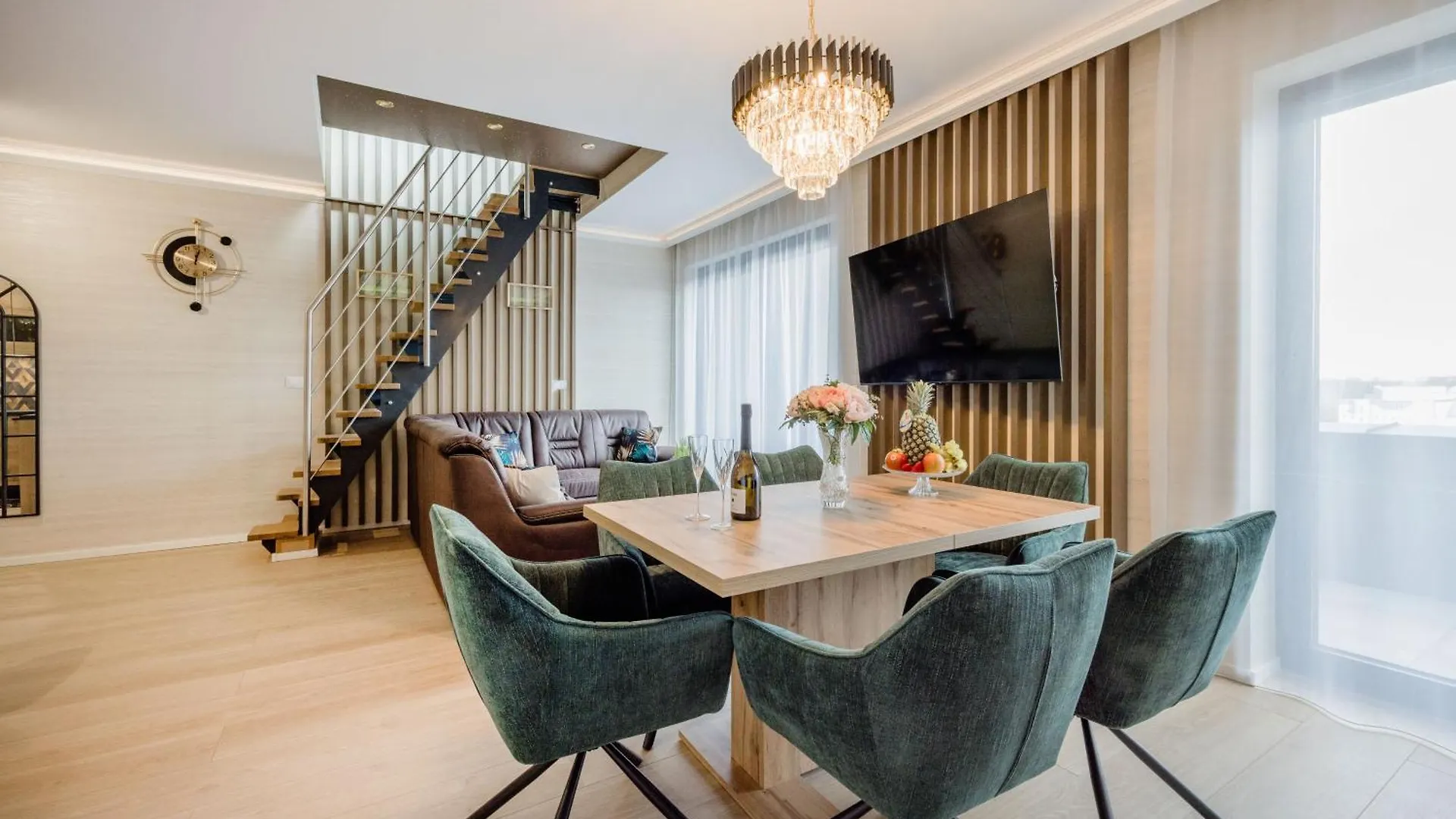 Trainforest Penthouse Residences Budapest Apartment