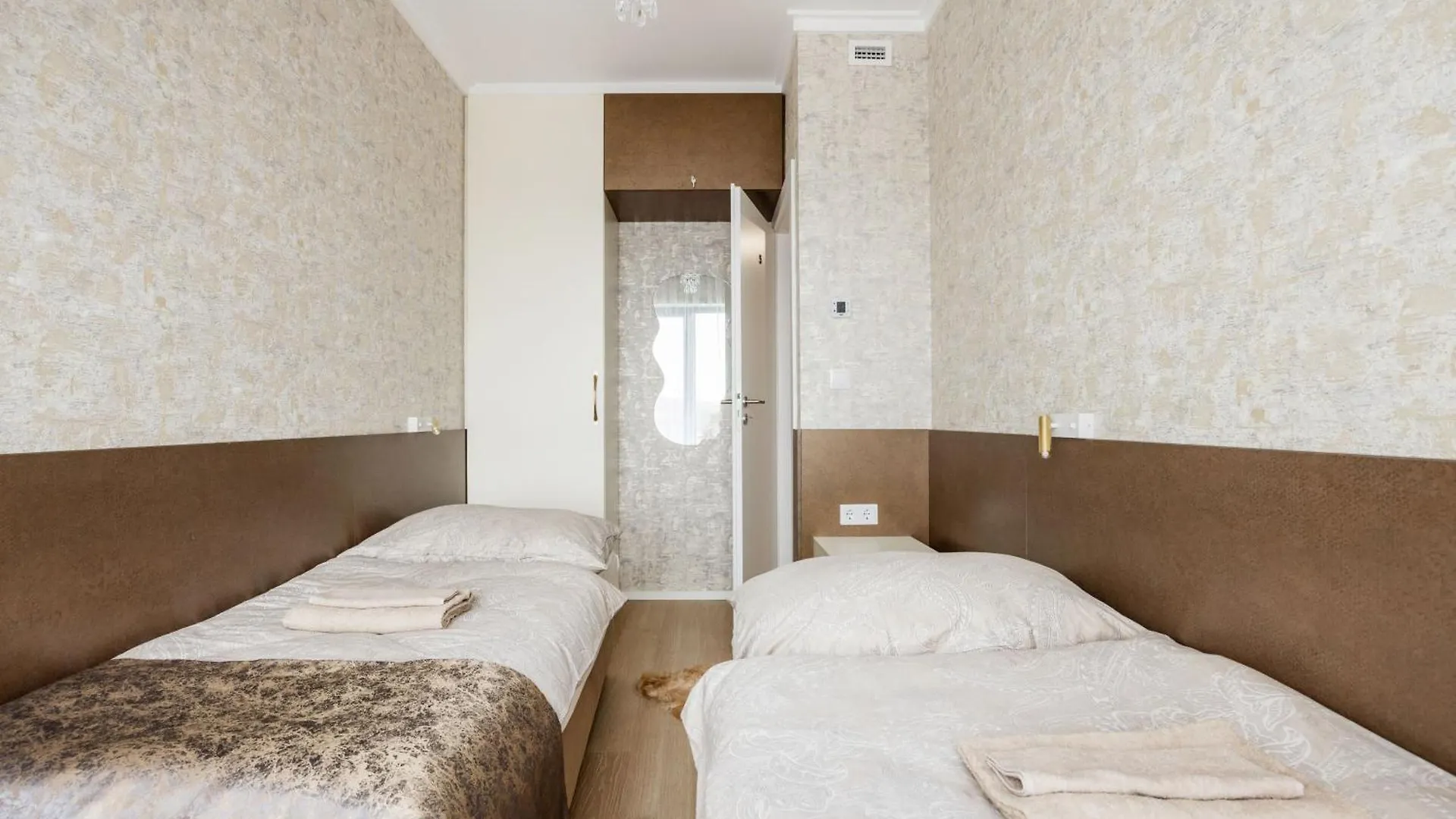 Trainforest Penthouse Residences Budapest Apartment