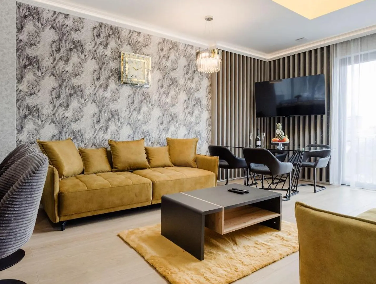 Trainforest Penthouse Residences Budapest Apartment